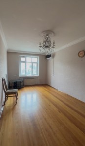 3 otaqlı köhnə tikili