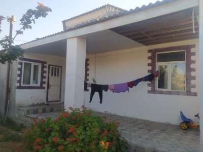 2 sot həyət / bağ evi