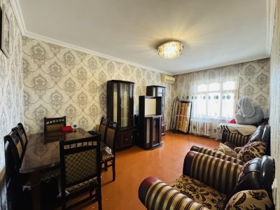 3 otaqlı köhnə tikili