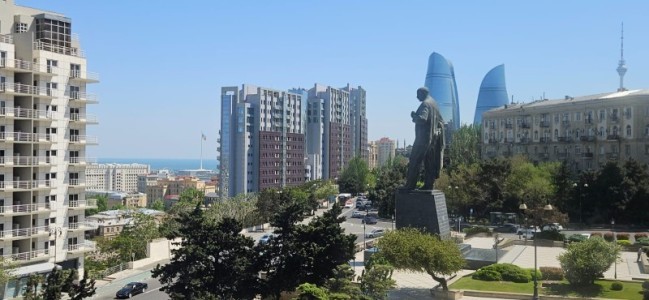 2 otaqlı köhnə tikili