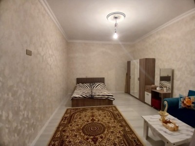 1 otaqlı köhnə tikili