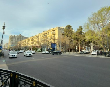 3 otaqlı köhnə tikili