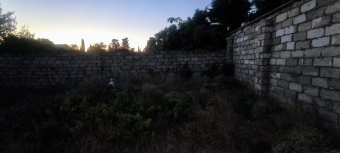 9 sot həyət / bağ evi