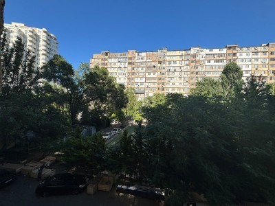 2 otaqlı köhnə tikili