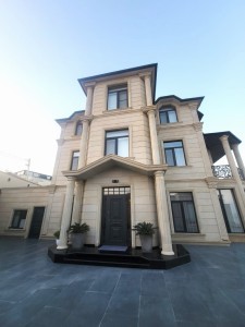 8 sot həyət / bağ evi