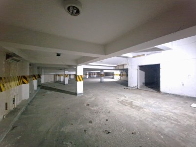 900 m² obyekt