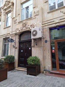 2 otaqlı köhnə tikili