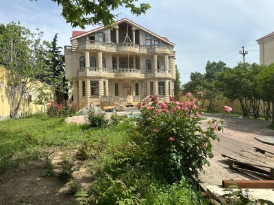 800 m² obyekt