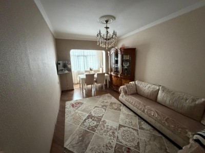 2 otaqlı köhnə tikili