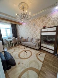 3 otaqlı köhnə tikili