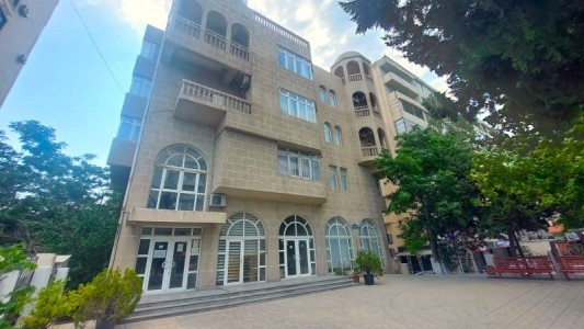 1082 m² obyekt