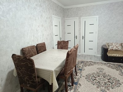 5 otaqlı köhnə tikili