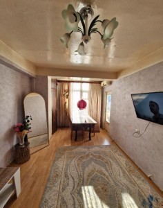2 otaqlı köhnə tikili
