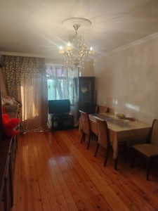 2 otaqlı köhnə tikili