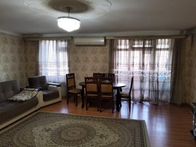 3 otaqlı köhnə tikili