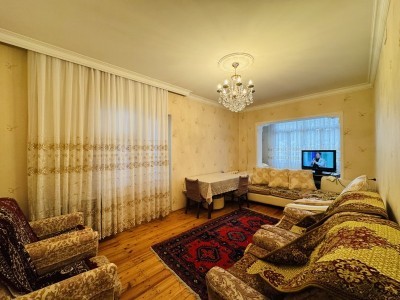 4 otaqlı köhnə tikili