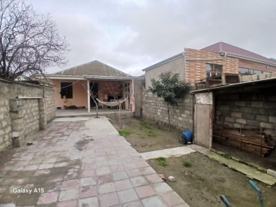 4 sot həyət / bağ evi
