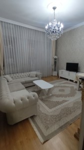 3 otaqlı köhnə tikili