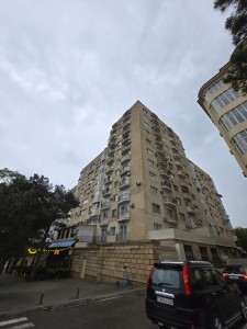 3 otaqlı köhnə tikili