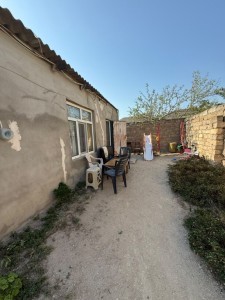 3 sot həyət / bağ evi