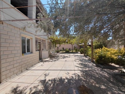 6 sot həyət / bağ evi