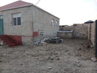 3 sot həyət / bağ evi