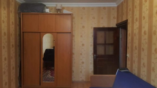 2 otaqlı köhnə tikili