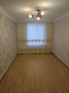 3 otaqlı köhnə tikili