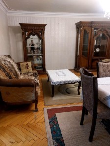 3 otaqlı köhnə tikili