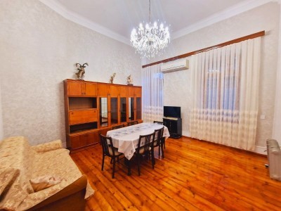 2 otaqlı köhnə tikili