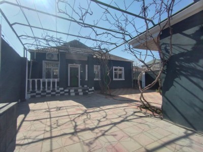 2 sot həyət / bağ evi