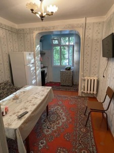 2 otaqlı köhnə tikili