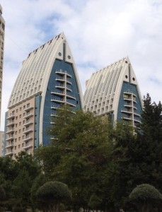 3 otaqlı yeni tikili